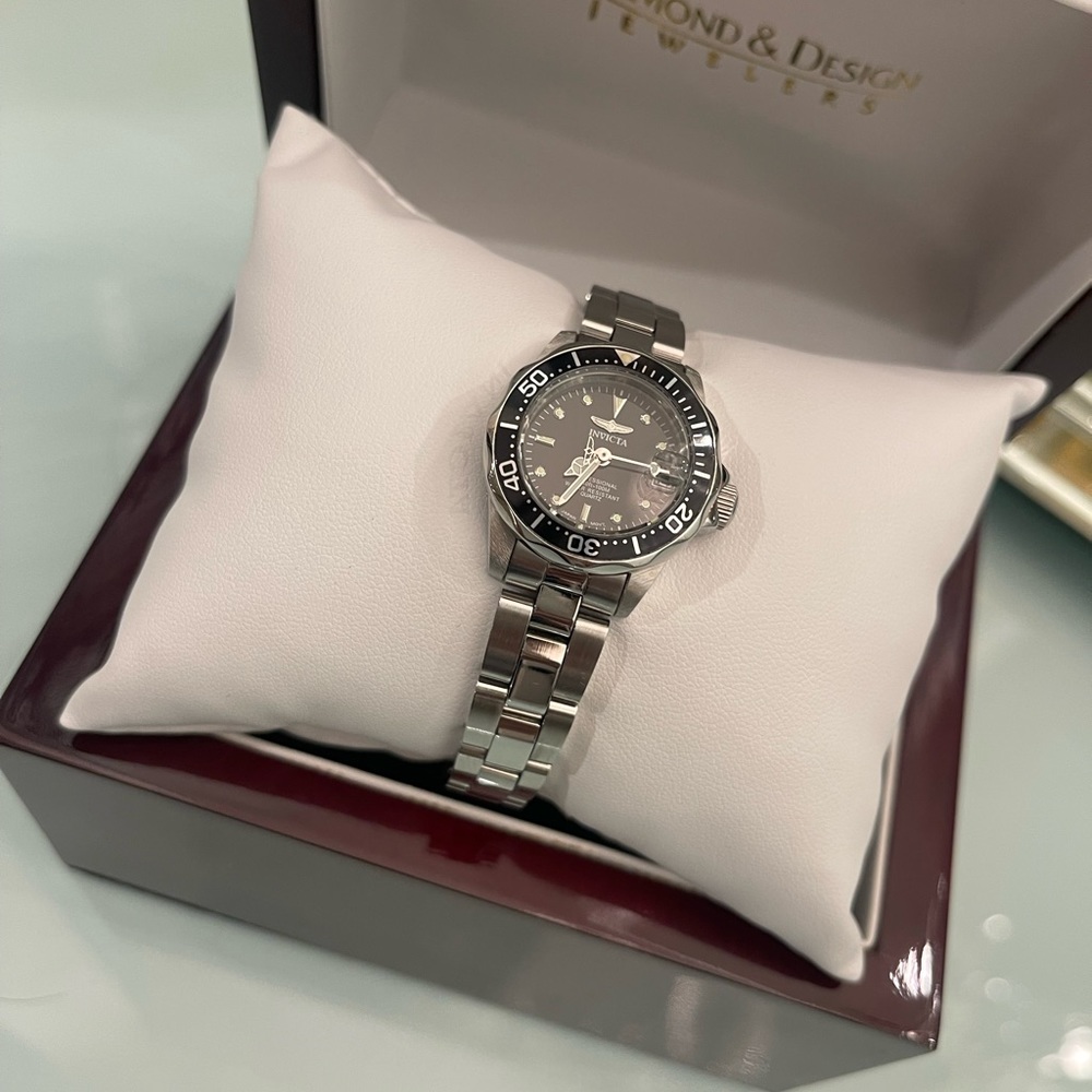 Invicta Women's Pro Diver Collection Watch 8939